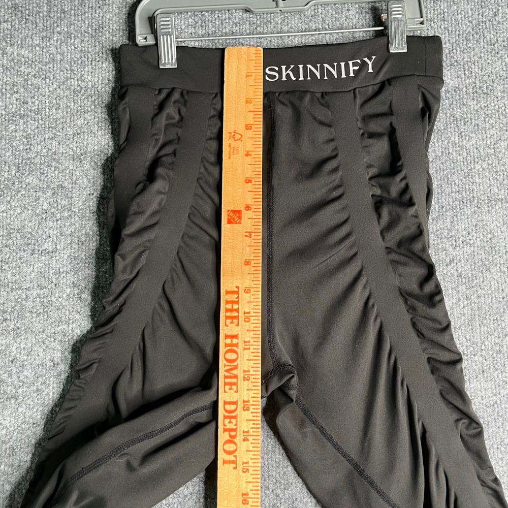 Skinnify Womens Black Ruched Stacked Leggings Scrunch Butt Stirrup Cuffs Small - Picture 3 of 7